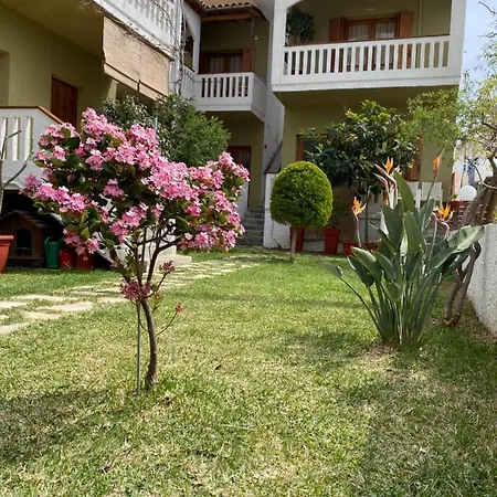 Nicolas Aparthotel