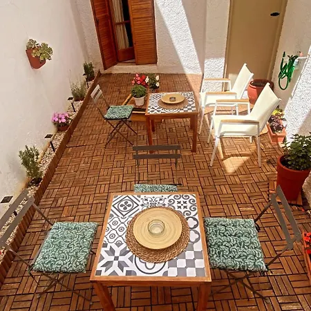 Nicolas Aparthotel