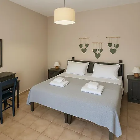 Nicolas Aparthotel Palaiochora