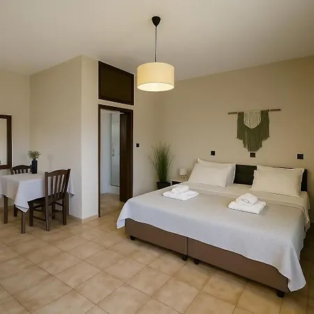 Nicolas Aparthotel