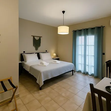Aparthotel Nicolas 2*