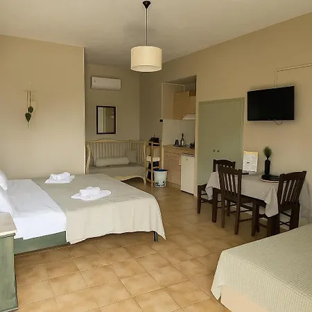 Nicolas Aparthotel Palaiochora